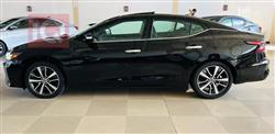 Nissan Maxima